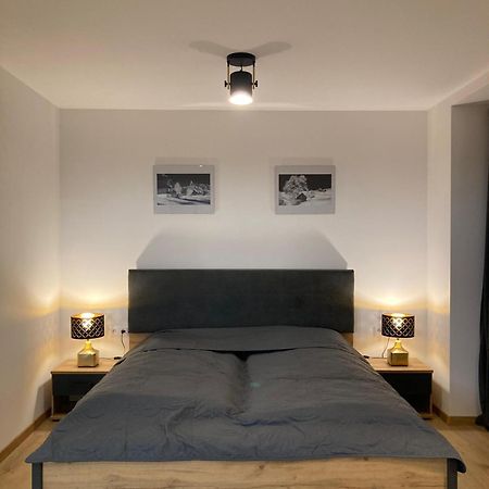Ilanovski Apartment By Booky Liptowski Mikułasz Zewnętrze zdjęcie