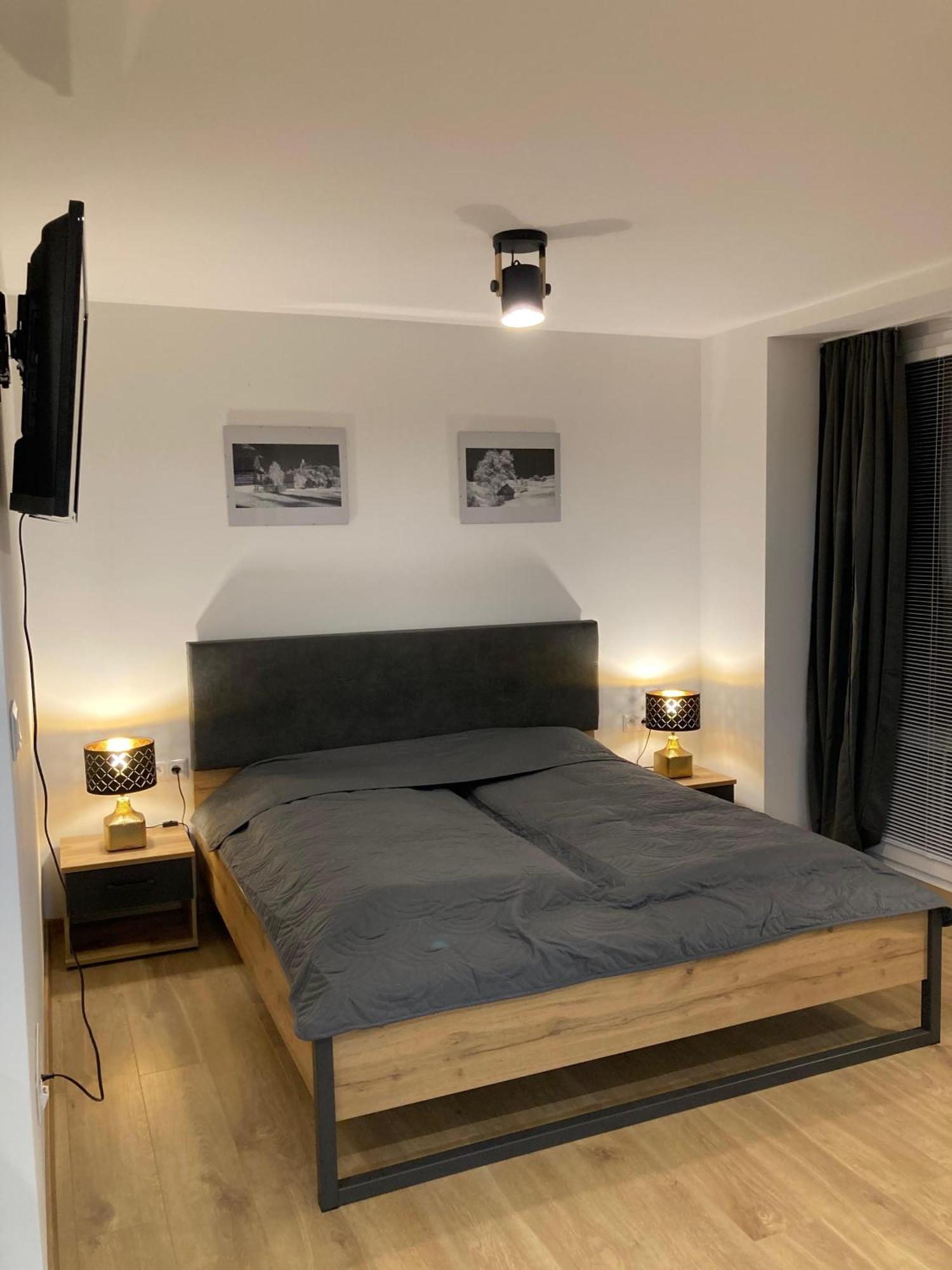 Ilanovski Apartment By Booky Liptowski Mikułasz Zewnętrze zdjęcie